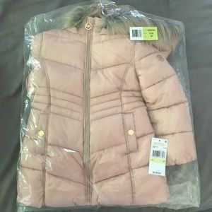Michael Kors
Toddler Girls 4T Stadium Length Puffer Jacket Blush  Pink Color